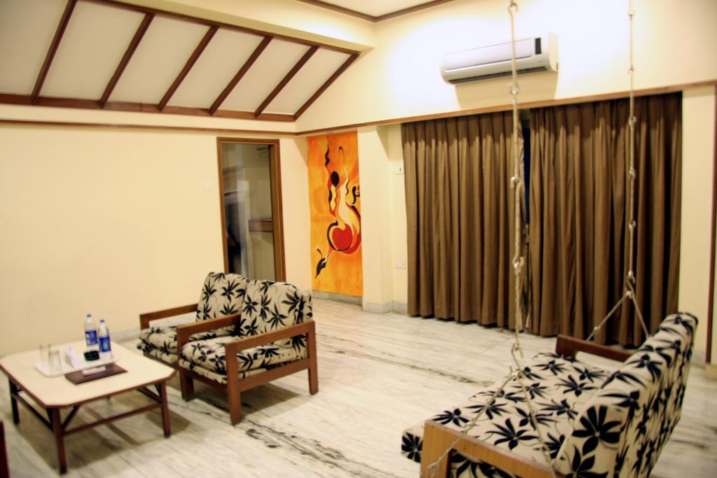 Hotel Jawahar Ulhasnagar Экстерьер фото